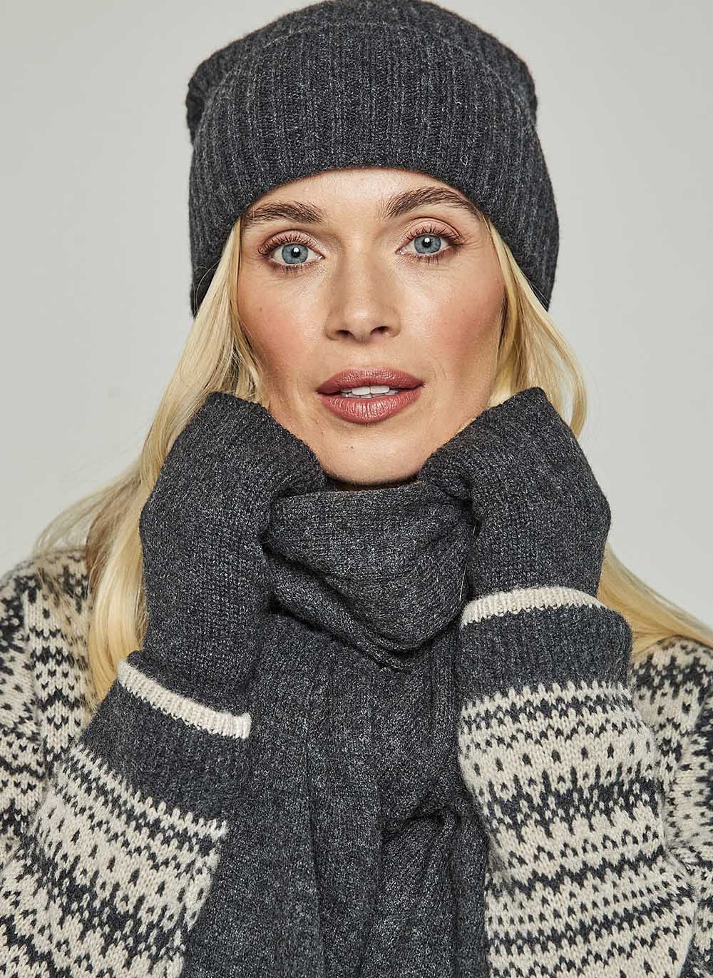 Ribbed Cashmere Hat Charcoal Cashmere Cotton