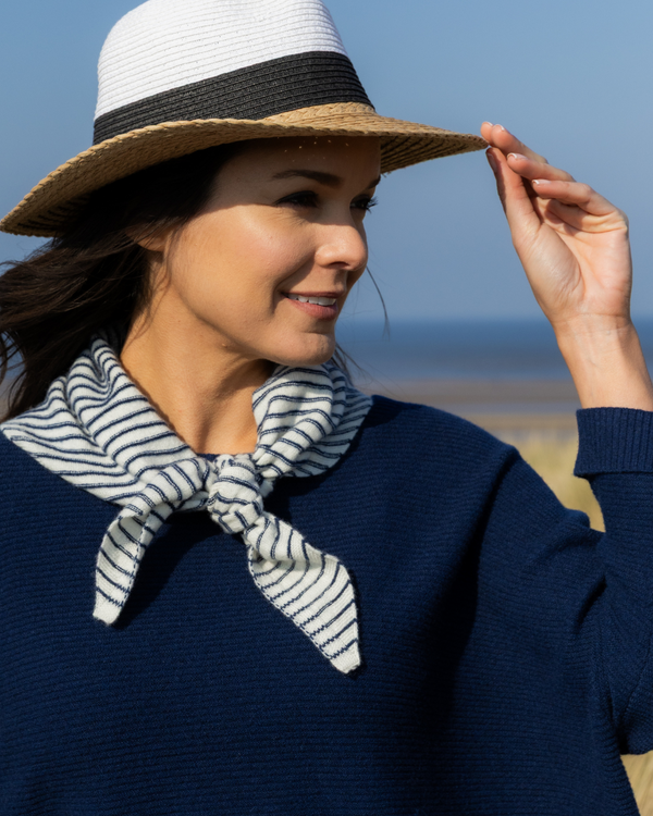 Knitted Striped Cashmere Neck Tie - White