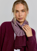 Textured Cashmere Scarf - Mulberry