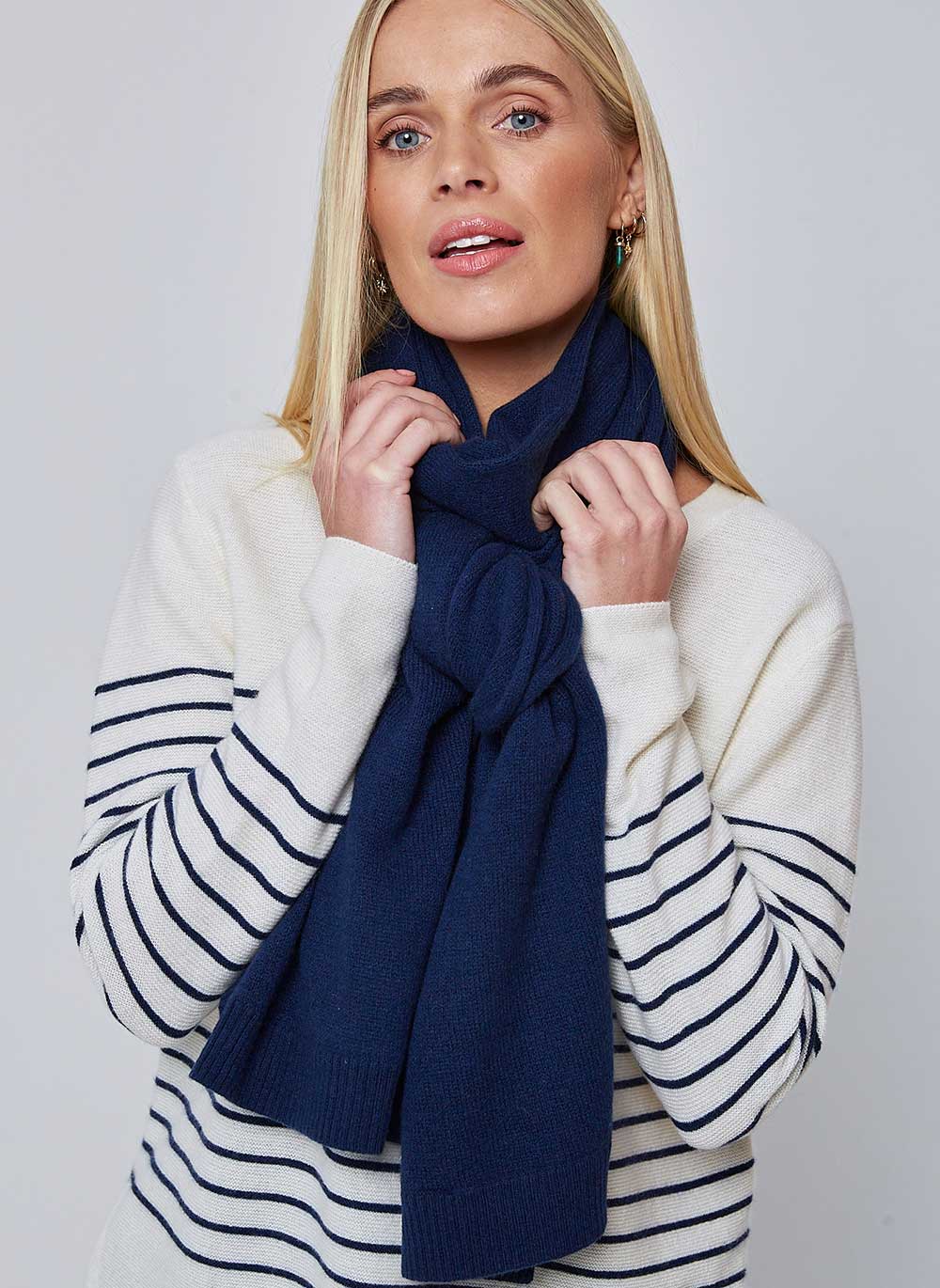 Classic Cashmere Scarf Navy Cashmere Cotton